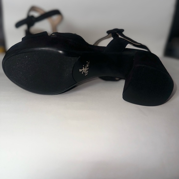 Prada Women shoes - Picture 4 of 4